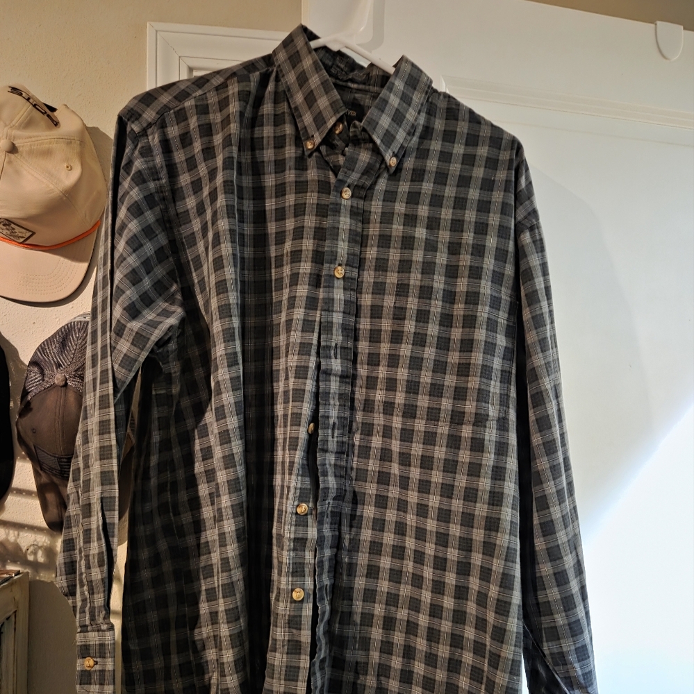 Mens Lot 2 Name Brand Khaki Pants & 3 Name Brand Dress Shirts